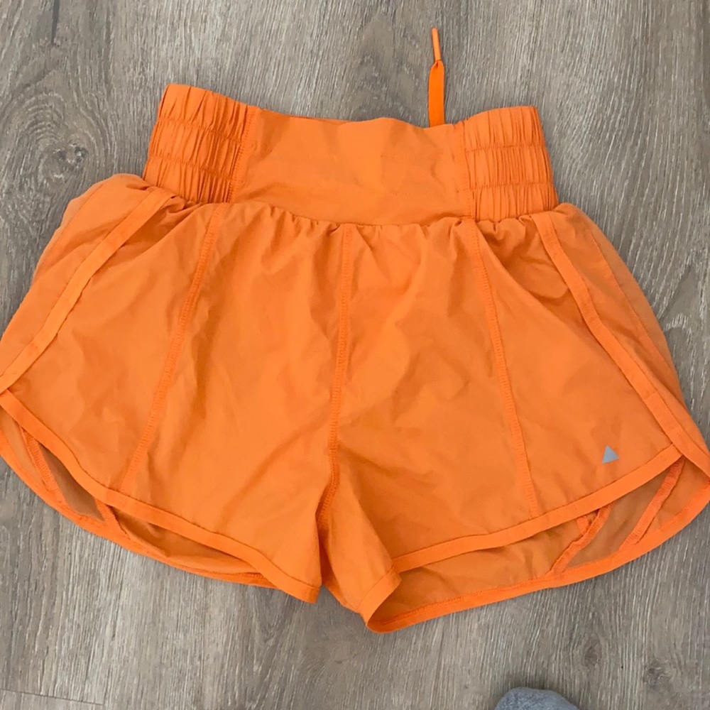 Balance Athletica orange flowy short